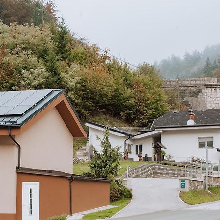 Prevalje Gostisce Krivograd酒店 外观 照片